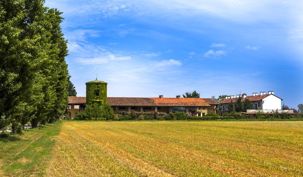 Agriturismo Cascina Marzana Hotell Pavia Exteriör bild