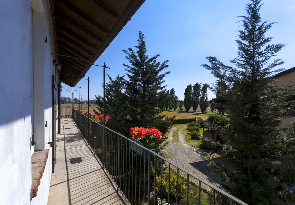 Agriturismo Cascina Marzana Hotell Pavia Exteriör bild